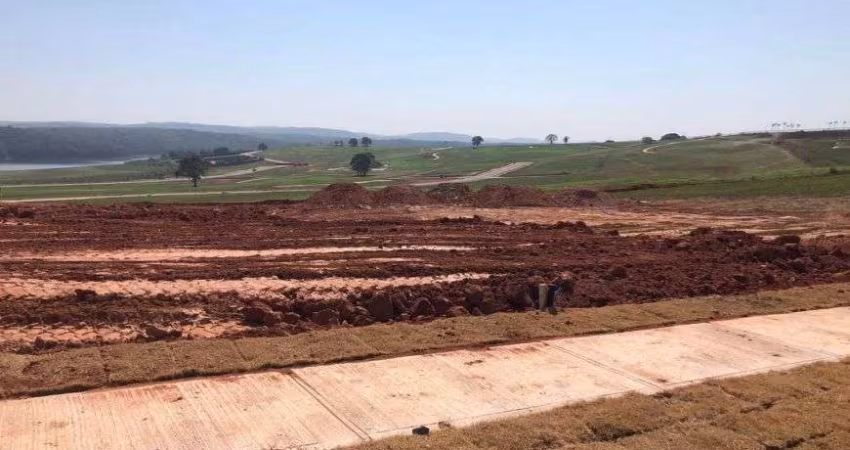 Terreno/lote alto padrão à venda no Condomínio Portofino em Piedade - SP