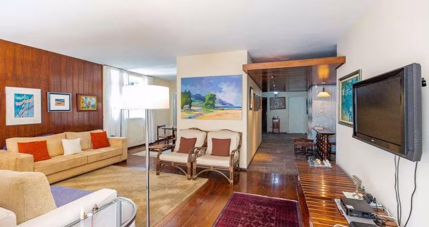 Apartamento à venda no Condomínio Edificio Monica em Higienópolis - SP.