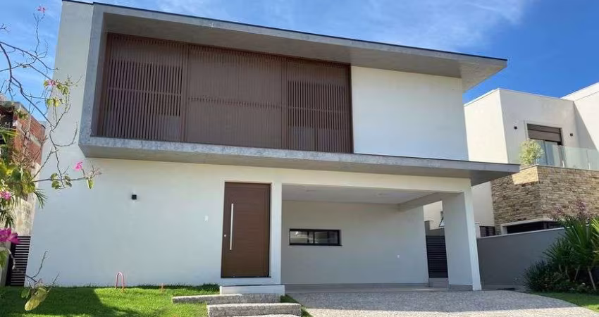 Casa em Condomínio Alphaville Dom Pedro 3 Recém Construída à Venda Em Campinas - São Paulo