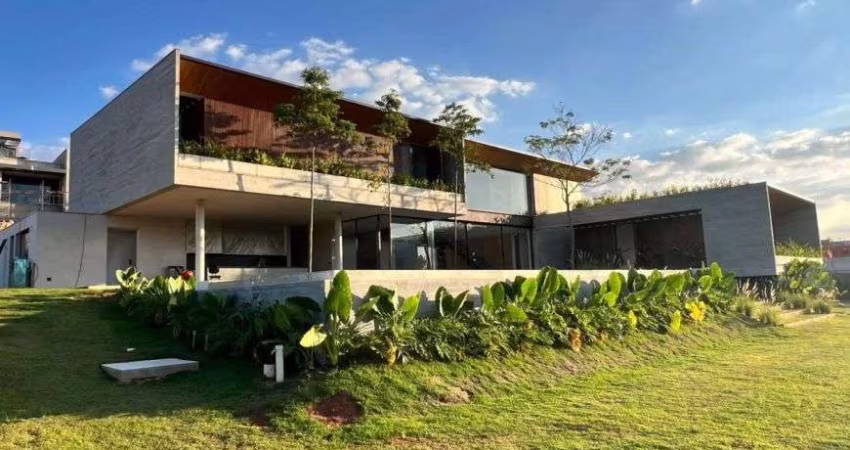 Casa alto padrão à venda no Condomínio Quinta da Baroneza em Bragança Paulista - SP