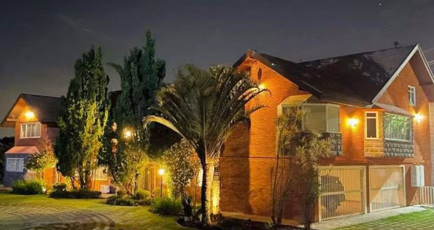 Mansão à venda no Condomínio Residencial Santa Fé em Caixa D'água em Vinhedo - SP