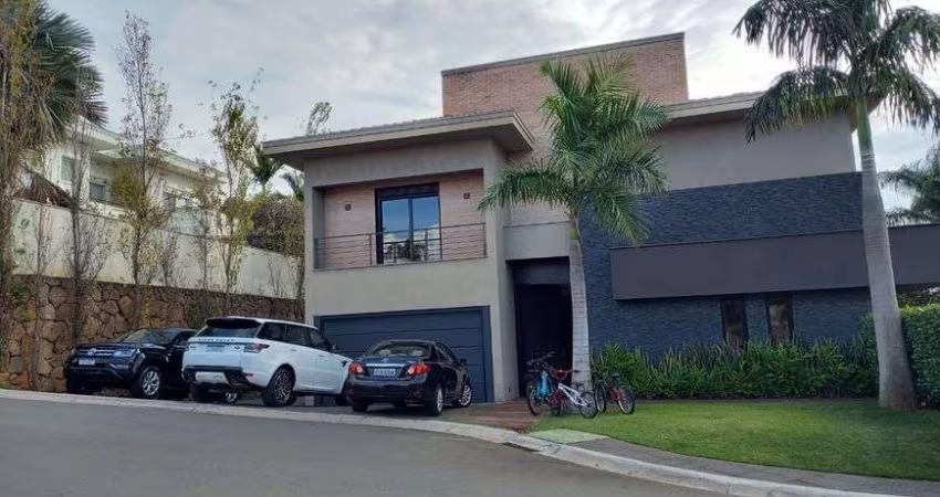Casa à venda no Condomínio Páteo Santa Fé no Gramado em Campinas -SP.
