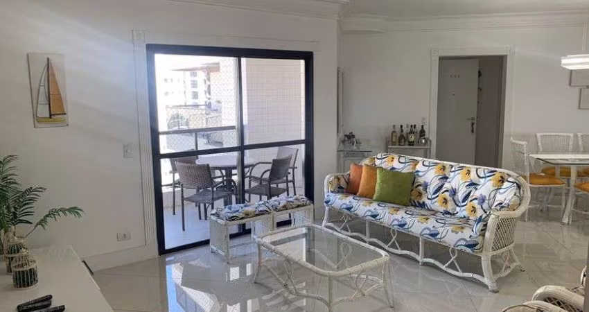 Apartamento à venda no Edifício Saveiro em Pitangueiras - Guarujá - SP.