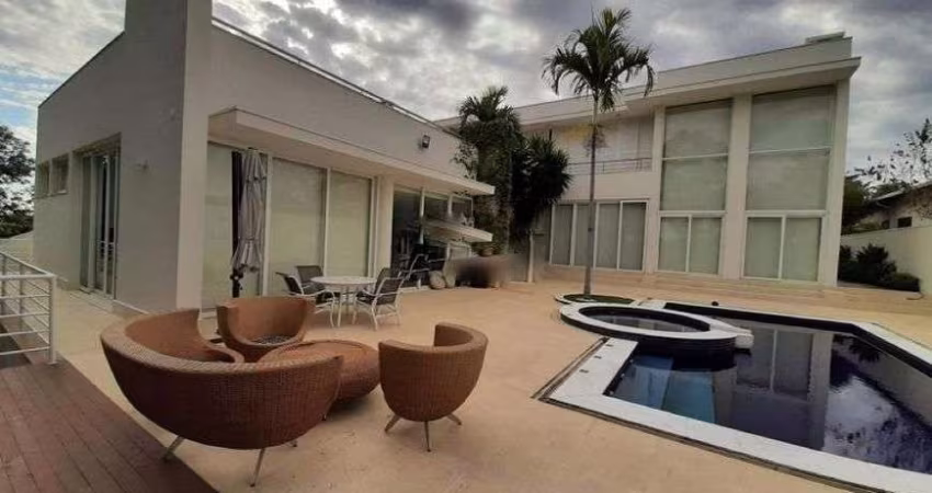Casa alto padrão à venda no Condomínio Alphaville Campinas - SP.