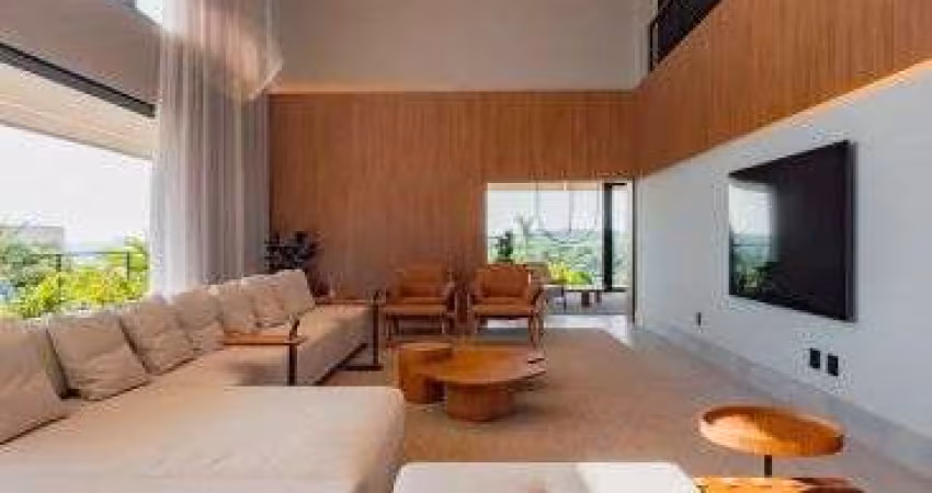 Casa sobrado de alto padrão à venda no Condomínio Le Portier Nautic Residence em Piedade - SP