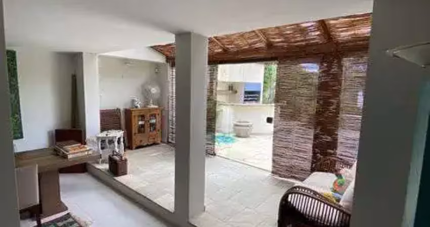 Casa à venda no bairro Jardim Guedala - São Paulo/SP.