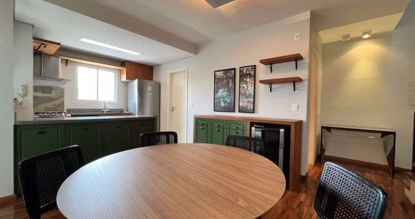 Apartamento duplex mobiliado alto padrão à venda e aluguel no The One Loft Cambuí em Campinas - SP.