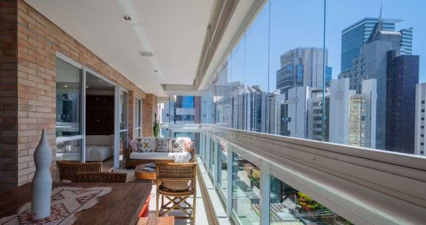 Apartamento para Aluguel e Venda no Cond. Edifício Uniqueness na Cidade Monções em São Paulo - SP