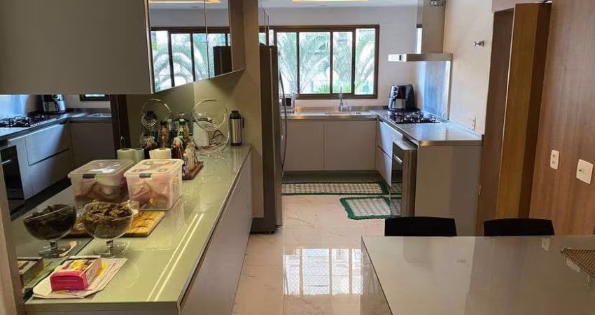 Apartamento Moderno À Venda no Edifício Chateau Alphaville, Barueri – SP