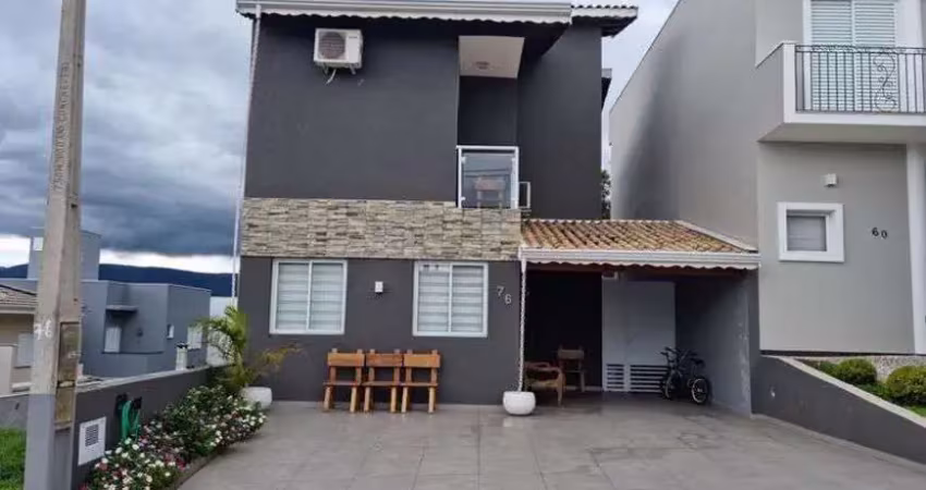 Casa à venda no Condomínio Villagio Di San Francesco em Jundiaí - SP