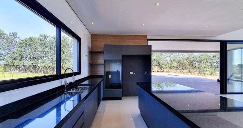Casa de luxo à venda na Reserva Portal Japy, bairro Jacaré, Cabreúva - SP