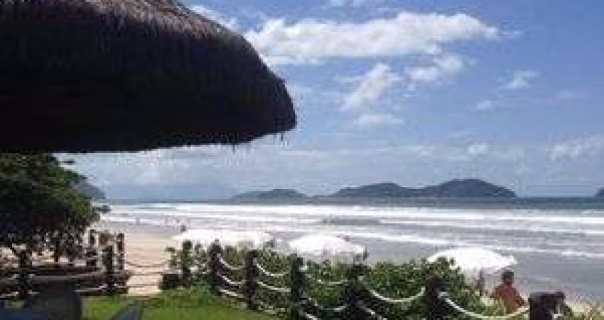 Casa de condomínio sobrado para venda tem 10 metros quadrados com 4 quartos