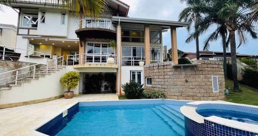 Casa mobiliada de alto padrão para venda no Condomínio Flamboyant em Atibaia - SP.