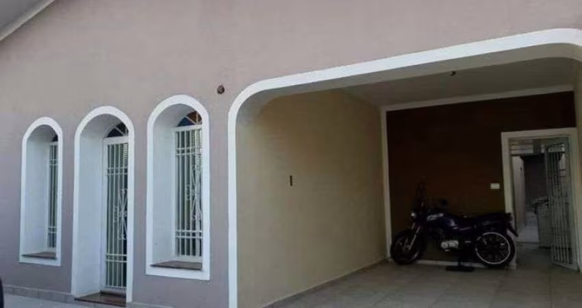 Casa para venda com 260 metros quadrados com 3 quartos em Vila Marieta - Campinas - SP