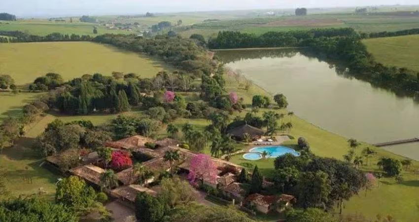 Terreno à venda no Condomínio alto luxo Haras Larissa em Monte Mor - SP.