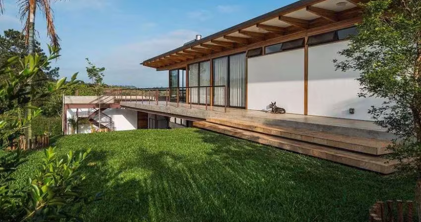 Casa de condomínio para venda com 400 metros quadrados com 5 quartos