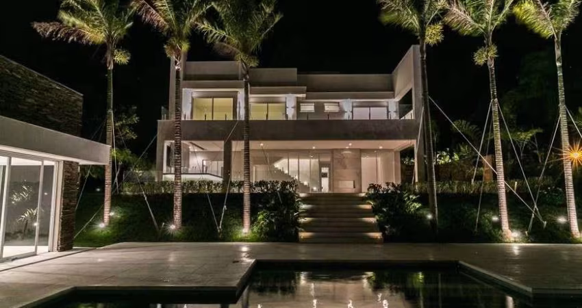 Casa à venda no Condomínio Fazenda da Grama em Itupeva - SP.