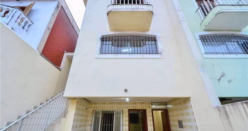 Excelente Sobrado à venda no Bairro Vila das Belezas - São Paulo - SP