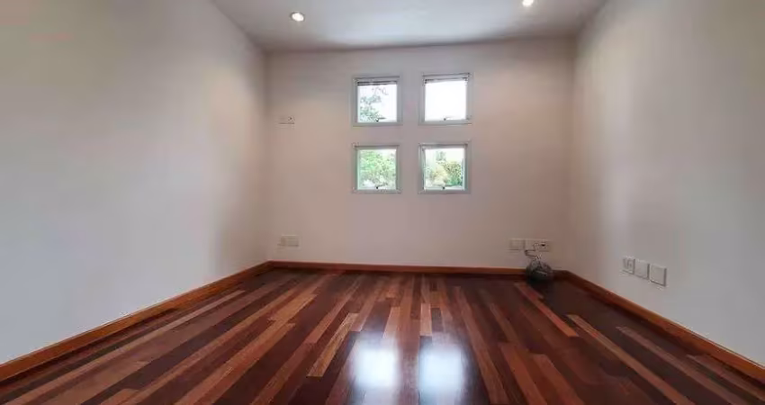 Casa à venda no Condomínio Alphaville 1 em Barueri - SP.
