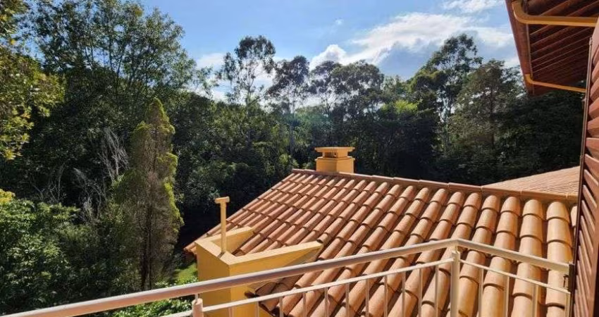 Casa à venda no condomínio Vale das Nascentes, Gramado, Campinas/SP.