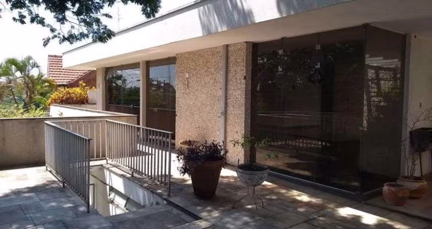 Casa à venda e locação no Taquaral em Campinas - SP.