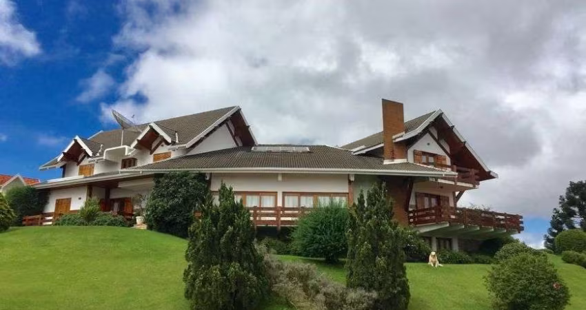 Casa para venda com 820 metros quadrados com 5 quartos em Alto do Capivari - Campos do Jordão - SP