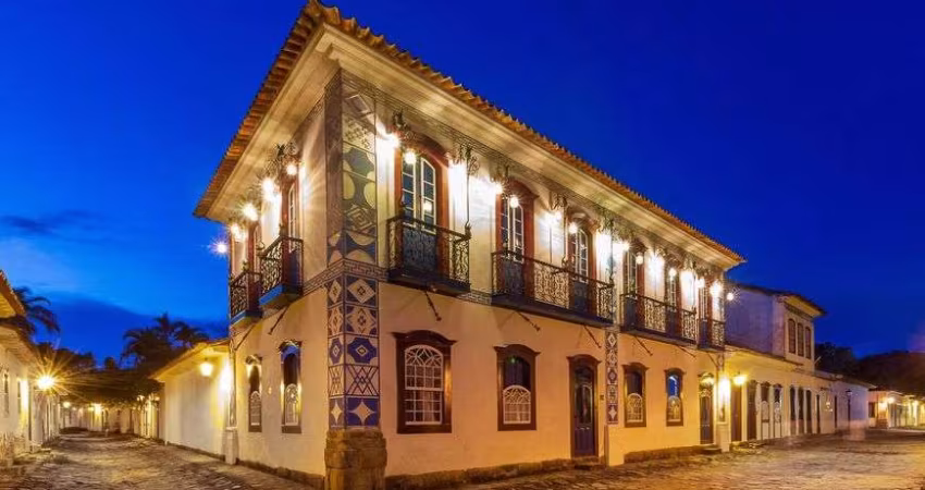 Casa à venda no Centro Histórico - Paraty - RJ.