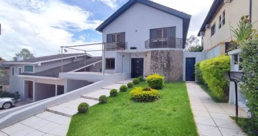 Casa À Venda no Condomínio Alphaville 9, Santana de Parnaíba – SP