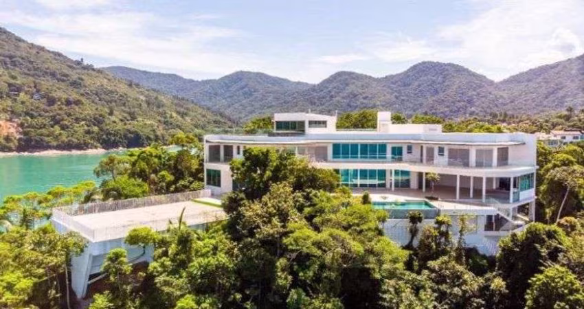 Casa para venda e locação na Península de Santa Rita em Ubatuba - SP.