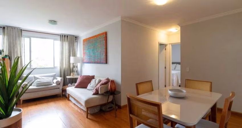 Apartamento à venda no Edifício Adriana em Jardim Maria Rosa II em Itaquaquecetuba - SP