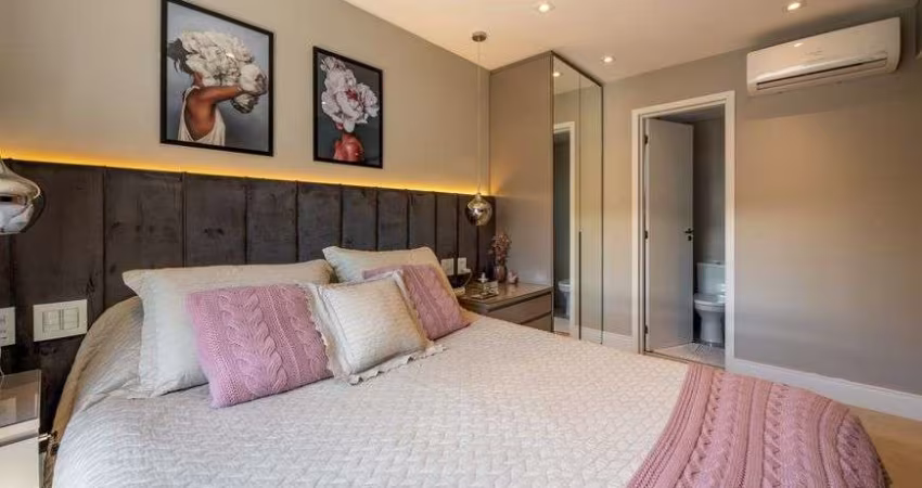 Apartamento mobiliado à venda no Condomínio Chez Vous em Moema, São Paulo - SP