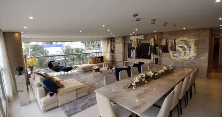 Apartamento alto padrão à venda no Condomínio Villa Versace Residence em Moema em São Paulo - SP