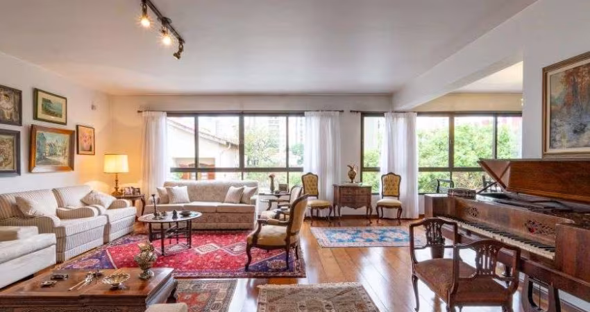 Casa sobrado de luxo à venda na Vila Morumbi em São Paulo - SP
