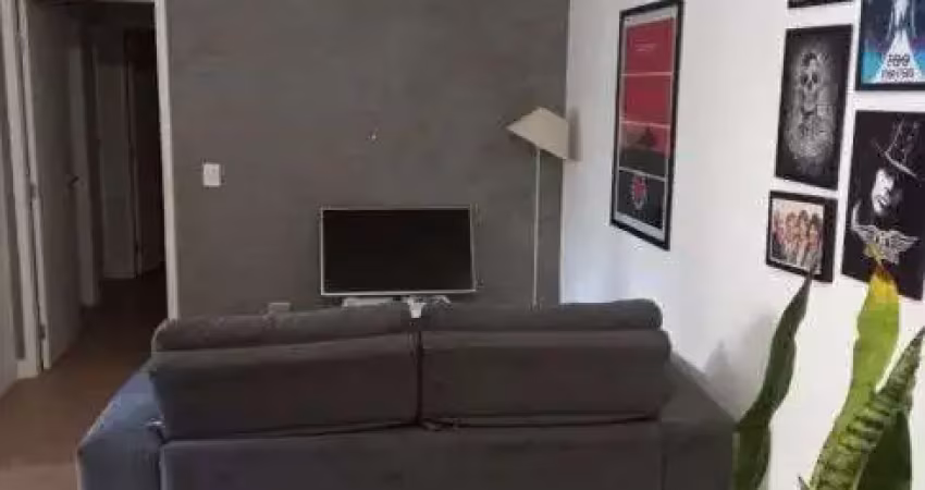 Apartamento à venda no Condomínio Edifício Solar Vila Olimpia na Vila Olímpia em São Paulo - SP