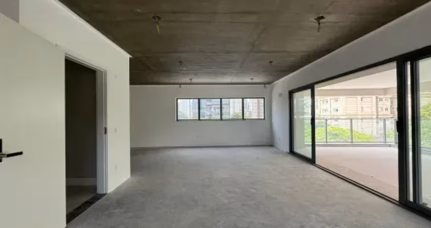 Apartamento alto padrão à venda no Condomínio Stratos Itaim em Itaim Bibi em São Paulo - SP