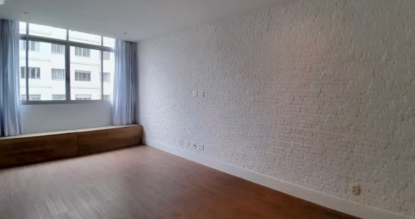 Apartamento à venda no Edifício Miguel Gassi na Consolação em São Paulo - SP.