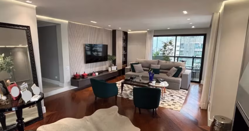 Apartamento alto padrão à venda no bairro Santana - SP