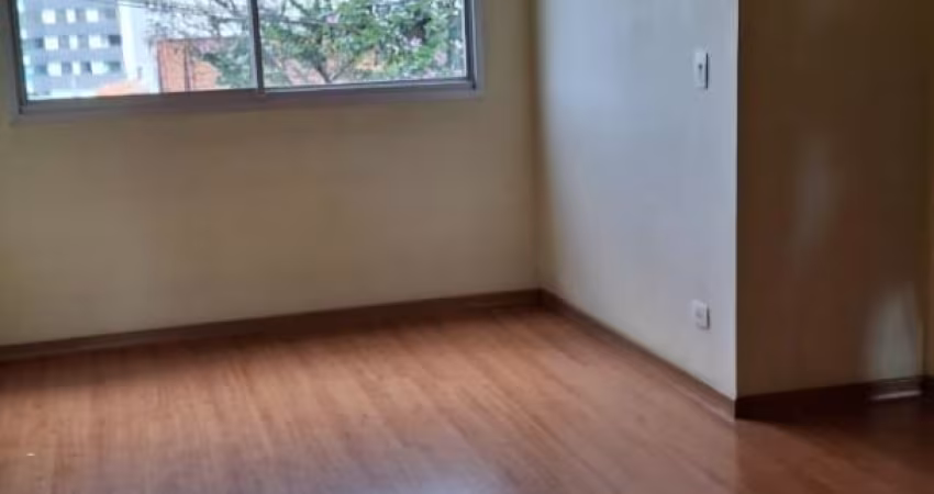 Apartamento à venda no Edifício Parati em Mirandópolis em São Paulo - SP.