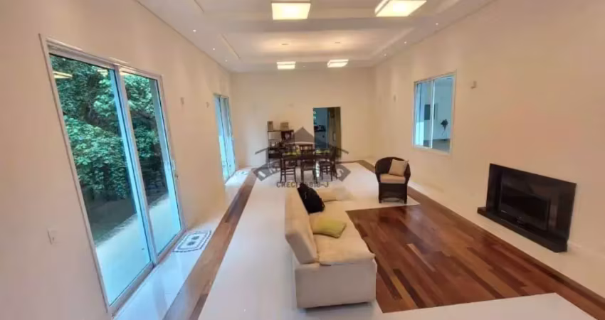 Casa Sobrado alto padrão à venda no Condomínio Parque Dom Henrique II em Cotia - SP