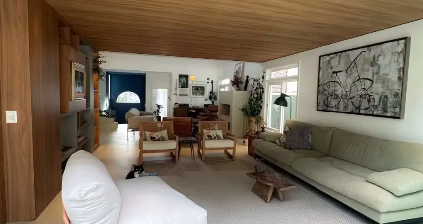 Casa sobrado à venda no condomínio residencial alphaville 10 em santana de parnaíba - sp