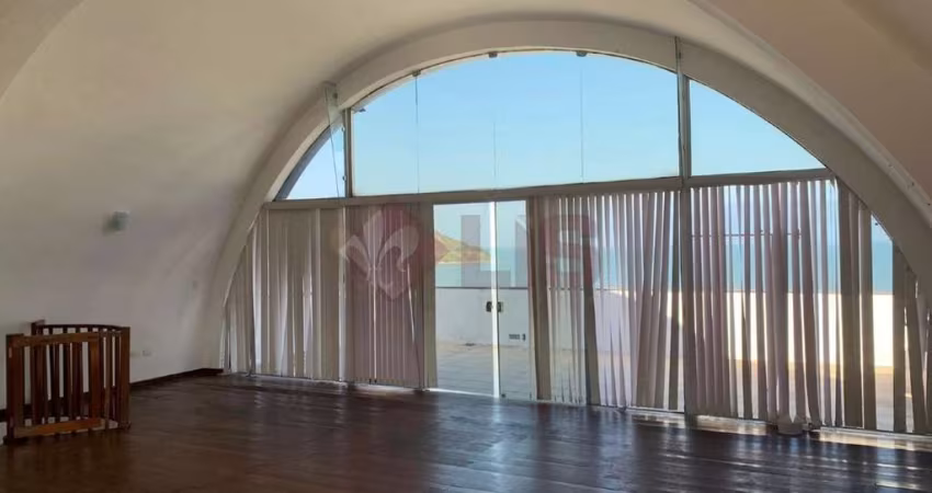 Deslumbrante Cobertura Duplex no Centro de Caraguatatuba!
