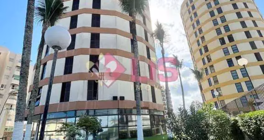 Apartamento a venda frente mar reformado e mobiliado.