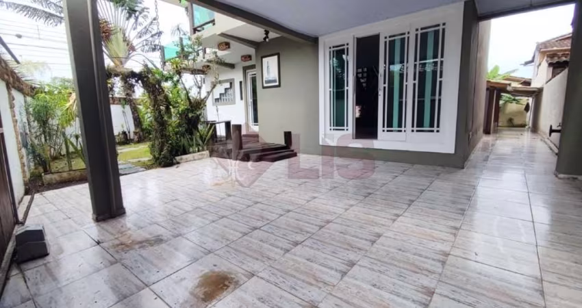 Casa para Locação 3 Quartos, 3 Suites, 4 Vagas, 390M², Pontal de Santa Marina, Caraguatatuba - SP