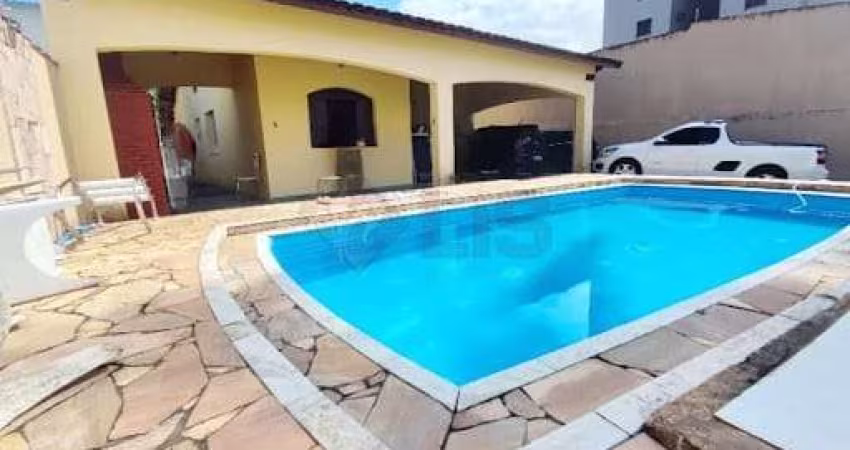 Casa à venda 3 Quartos, 1 Suite, 7 Vagas, 285M², Prainha, Caraguatatuba - SP