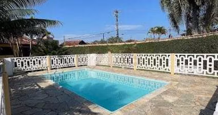 Casa à venda 2 Quartos, 1 Vaga, 62M², Jardim Britânia, Caraguatatuba - SP