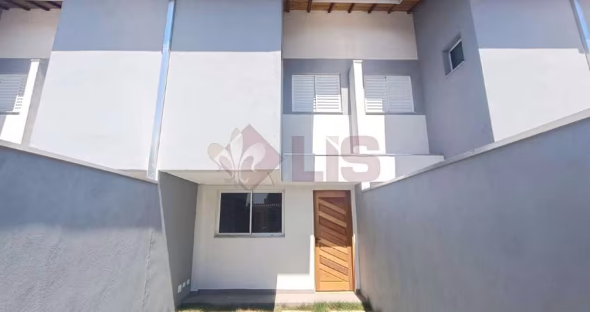 Sobrado à Venda no Pontal de Santa Marina – Conforto e Localização Privilegiada!