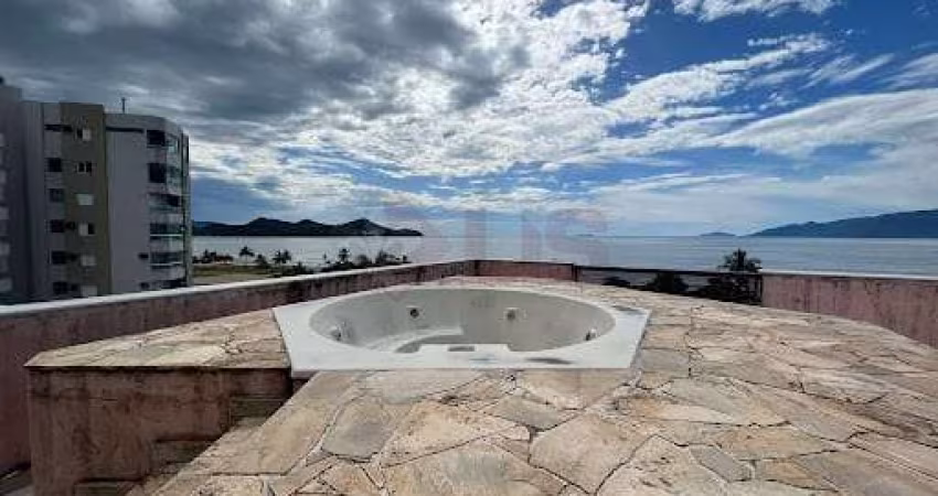 Cobertura à venda 4 Quartos, 1 Suite, 2 Vagas, Indaiá, Caraguatatuba - SP