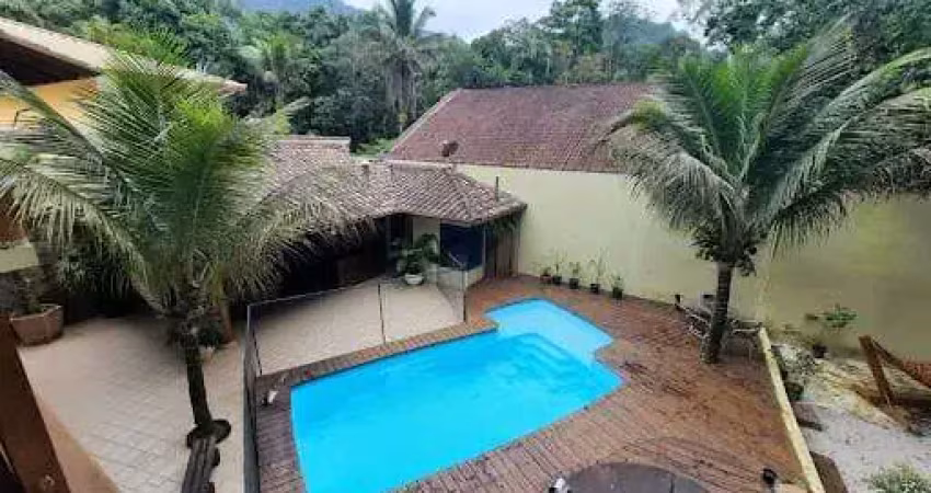 Casa à venda 4 quartos, 4 suites, 8 vagas, 750m², park imperial, caraguatatuba - sp | park imperial