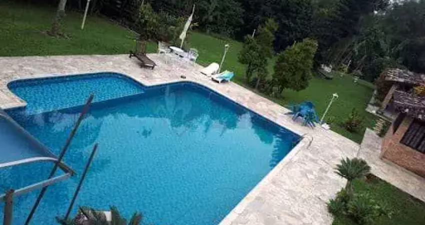 Casa à venda 11 quartos, 11 suites, 10 vagas, 674m², massaguaçu, caraguatatuba - sp
