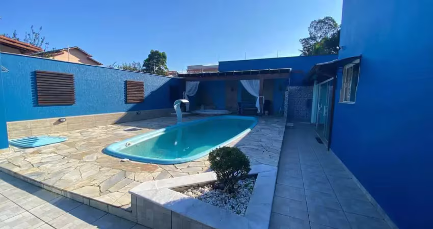 Casa de alto padrão no jardim britânia – um luxo à sua espera!